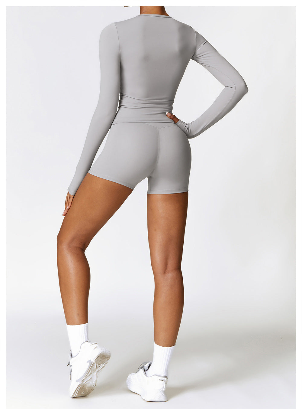 TOP MANCHES LONGUES MONICA - Allure & douceur